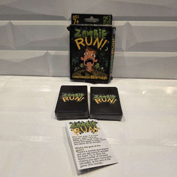 The Haywire Group Other - Zombie Run!‎ Card Game Haywire Group 2014 7+ 100% Complete